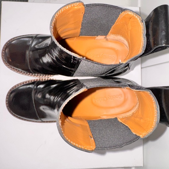 😻See by Chloé
Mallory Lug-Sole Leather Chelsea Boots size37.5 US 7 - Picture 5 of 14